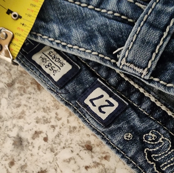 Miss Me Bling Shorts 27 - Picture 3 of 7